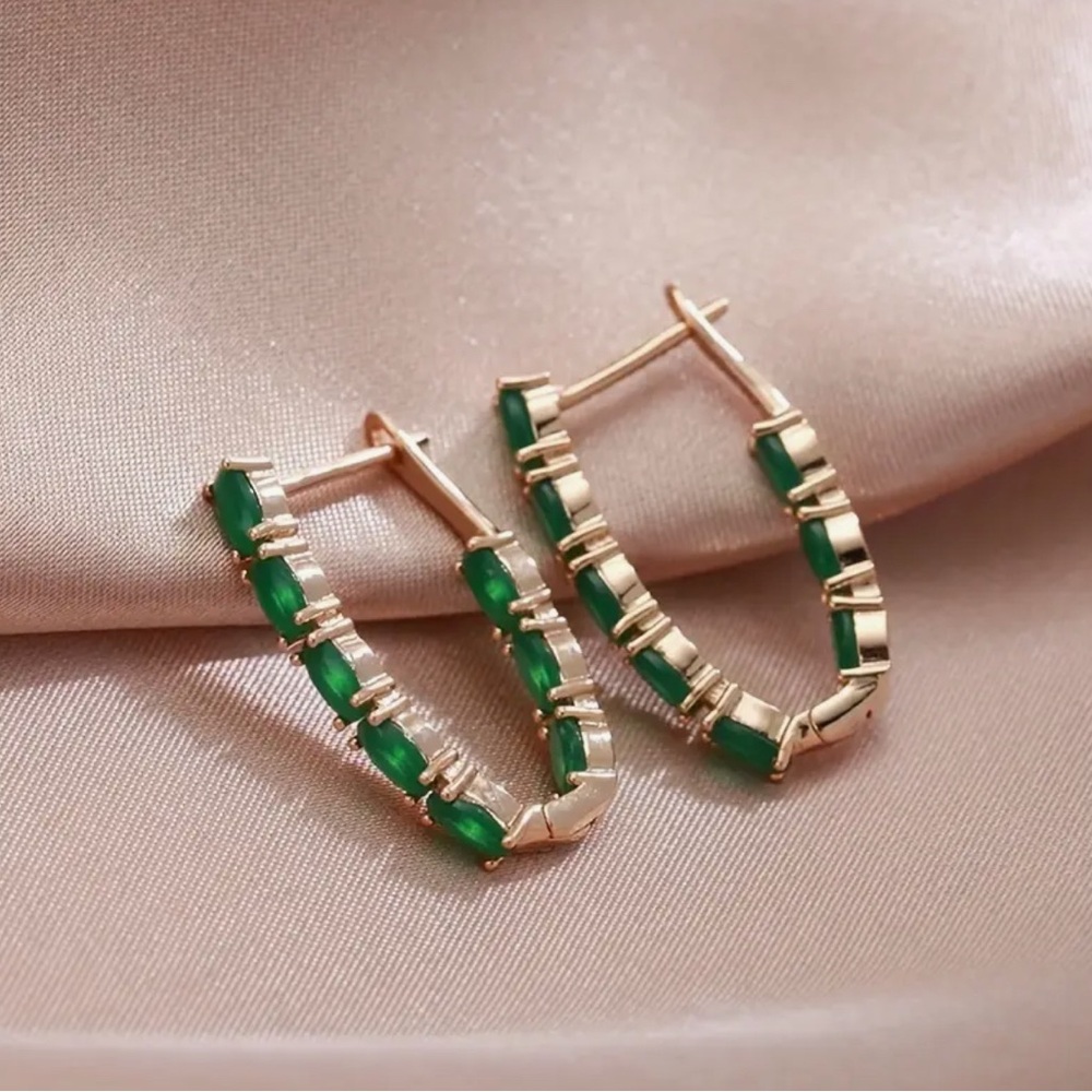 18k Gold plated Bojo Style long earrings. - Picture 3 of 4